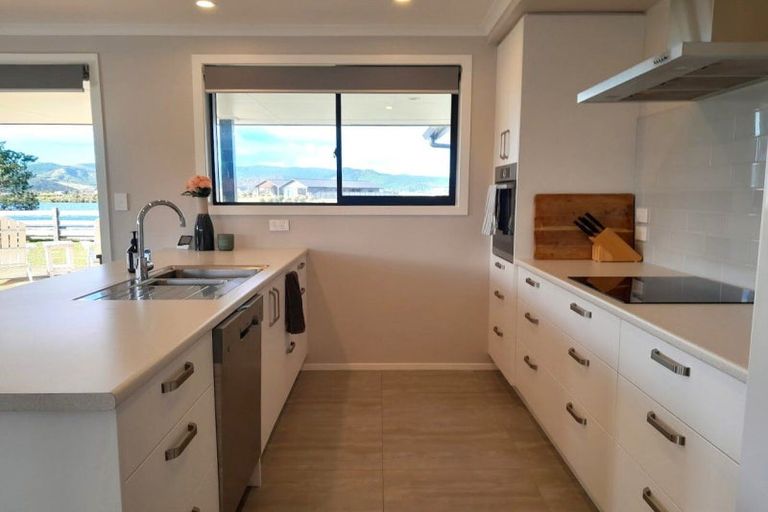 Photo of property in 126 Ngaio Drive, Matarangi, Whitianga, 3592