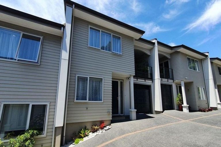 Photo of property in 24 Selwyn Road, Paihia, 0200