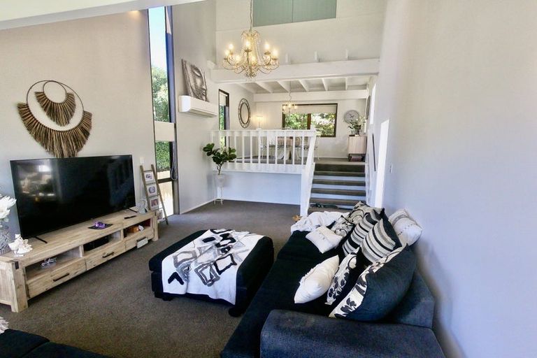 Photo of property in 18 Ngahere Drive, Horahora, Whangarei, 0110