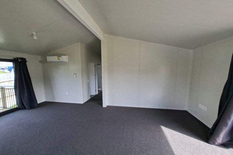 Photo of property in 119a Champion Street, Cannons Creek, Porirua, 5024