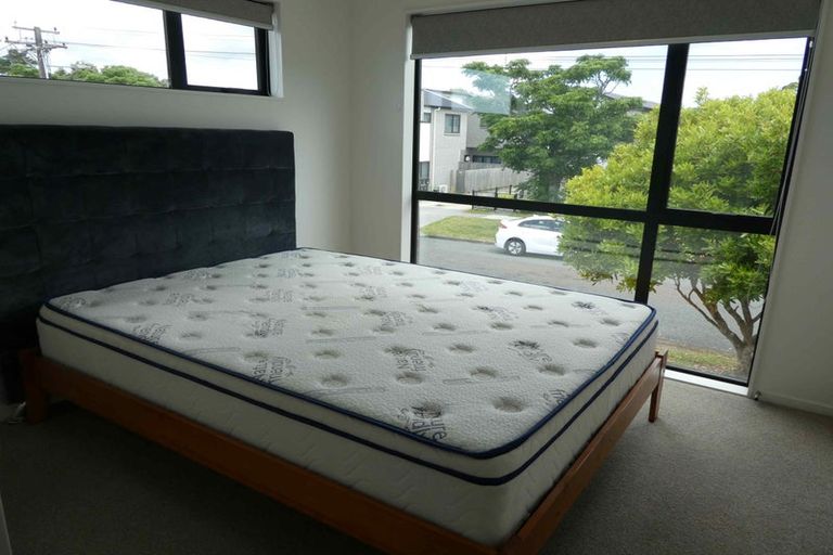 Photo of property in 20/12 Arney Road, Ranui, Auckland, 0612