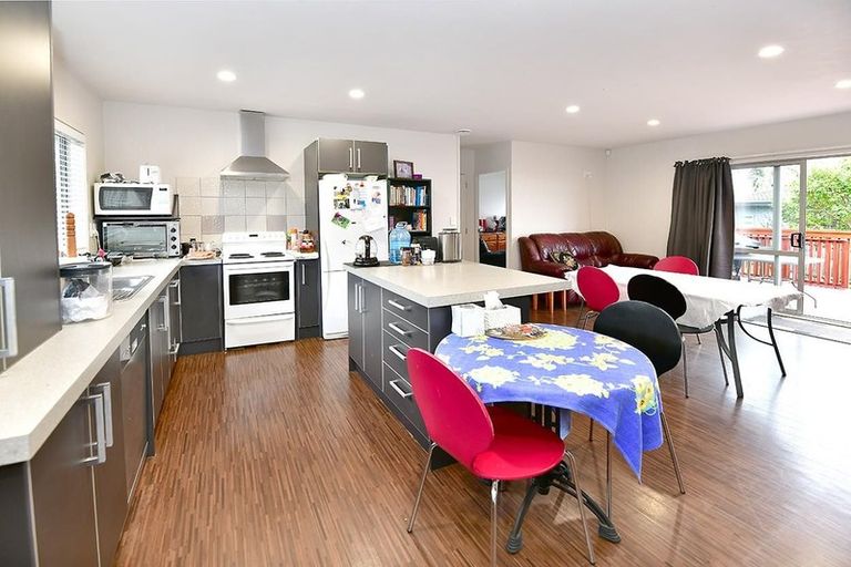 Photo of property in 139 Albany Highway, Unsworth Heights, Auckland, 0632