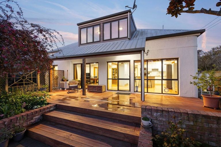 Photo of property in 104 Hunter Terrace, Cashmere, Christchurch, 8022