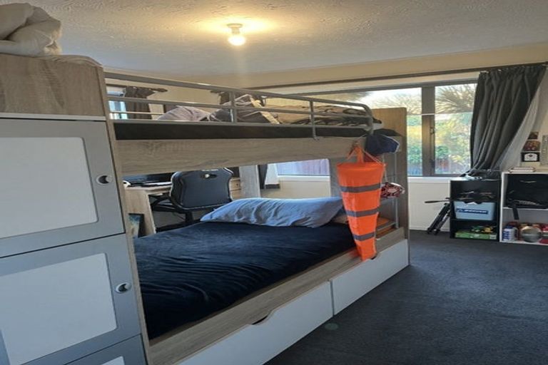 Photo of property in 58 Cowes Street, Avondale, Christchurch, 8061