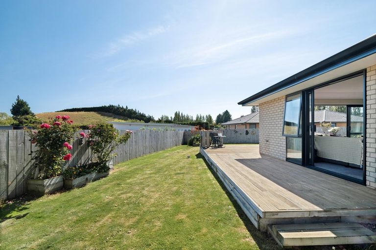 Photo of property in 11 Mallard Drive, Waihola, Outram, 9073