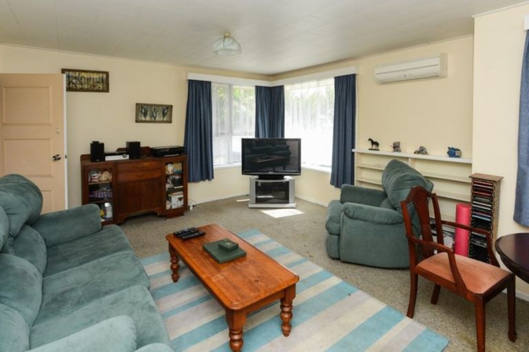 Photo of property in 1/1012 Plunket Street, Saint Leonards, Hastings, 4120