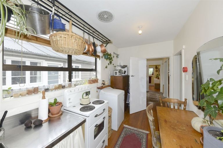 Photo of property in 1/34 Whitmore Street, Edgeware, Christchurch, 8013