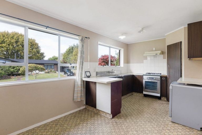 Photo of property in 15 Sheridan Crescent, Leamington, Cambridge, 3432