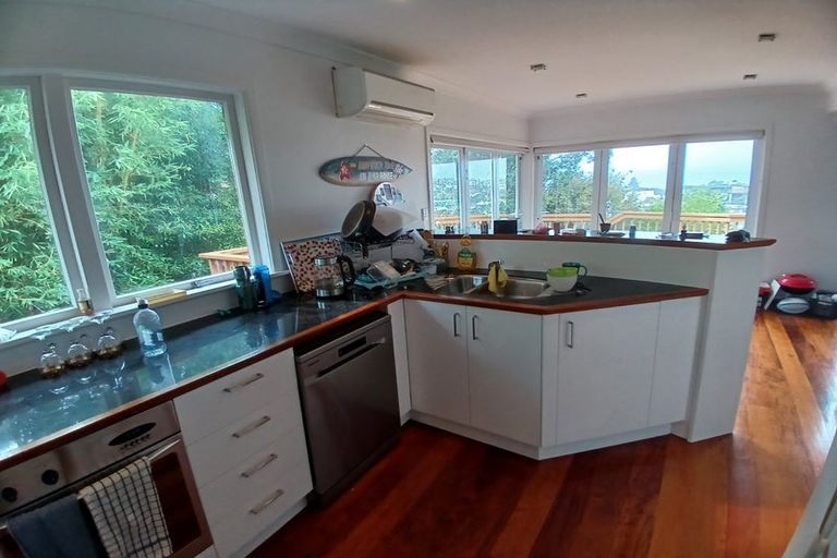 Photo of property in 819 Beach Road, Browns Bay, Auckland, 0630