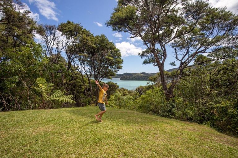 Photo of property in 537 Manawaora Road, Parekura Bay, Russell, 0184