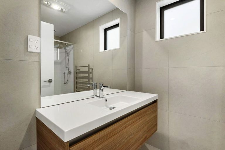 Photo of property in 345 Te Taruna Drive, Wainui, 0932