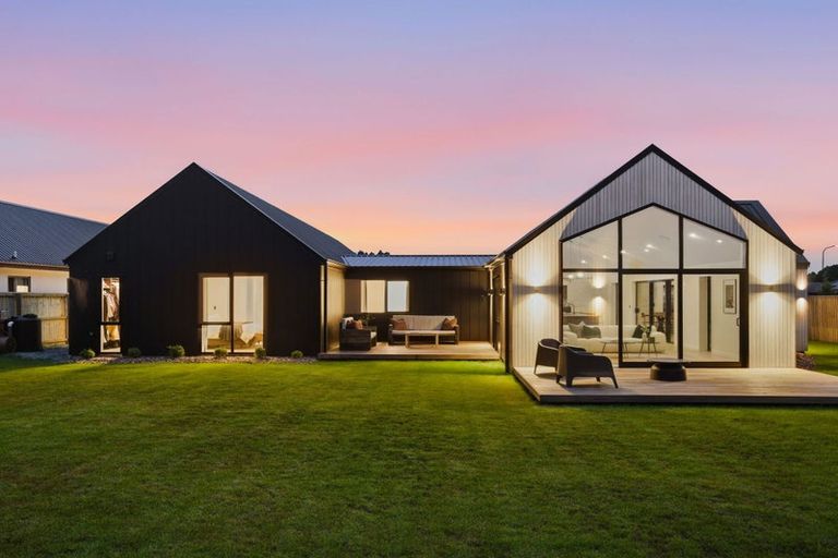 Photo of property in 94 Ridgeland Way, West Melton, 7618