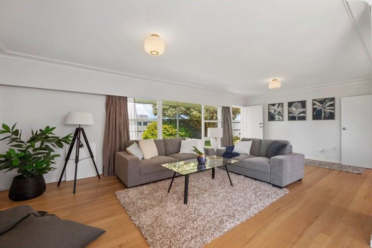 Photo of property in 2 Bellevue Road, Brookfield, Tauranga, 3110