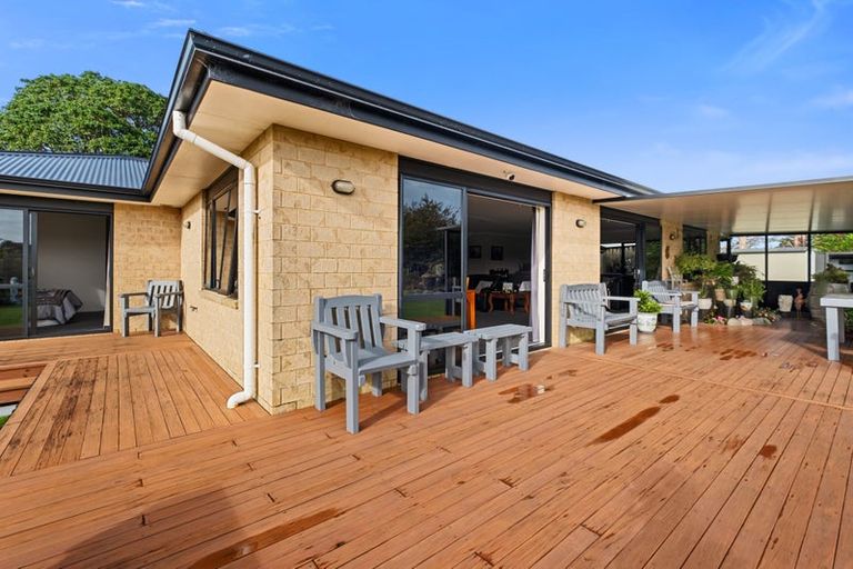 Photo of property in 2 Joll Street, Waitara, 4383