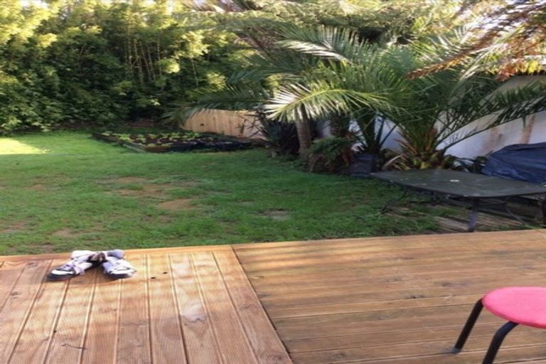 Photo of property in 55 Bruce Mclaren Road, Henderson, Auckland, 0612