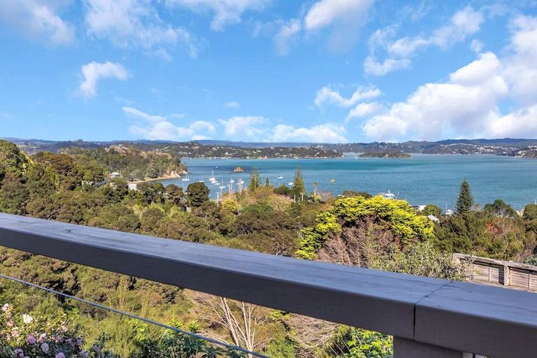 Photo of property in 8 Titore Way, Russell, 0202