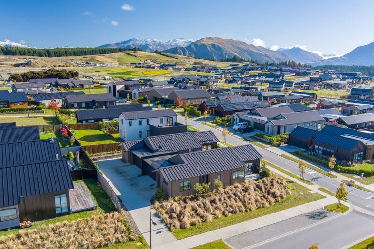 Photo of property in 49 Northburn Road, Wanaka, 9305