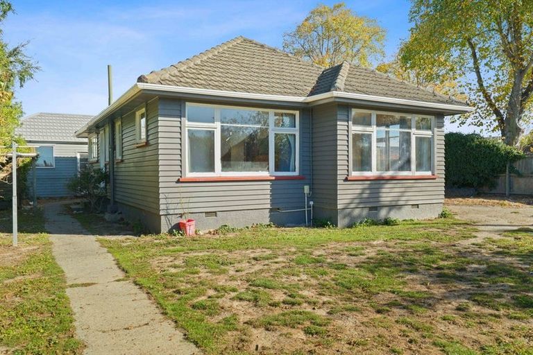Photo of property in 141 Langdons Road, Northcote, Christchurch, 8052