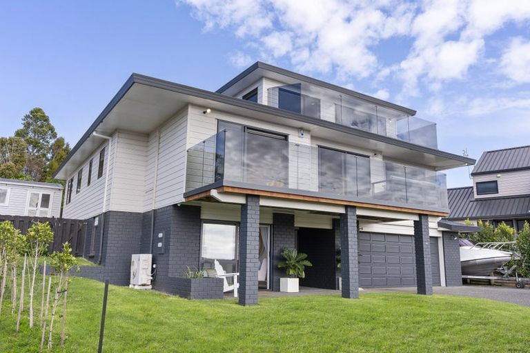 Photo of property in 47 Shuttleworth Place, Manly, Whangaparaoa, 0930