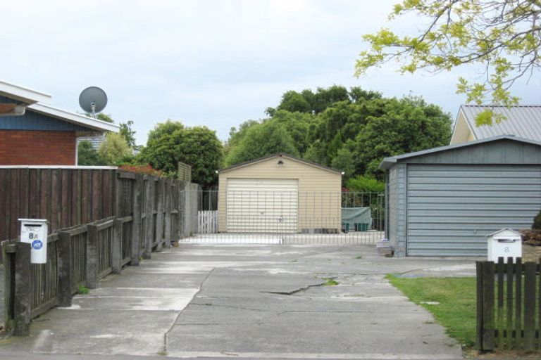 Photo of property in 2/8 Greendale Avenue, Avonhead, Christchurch, 8042