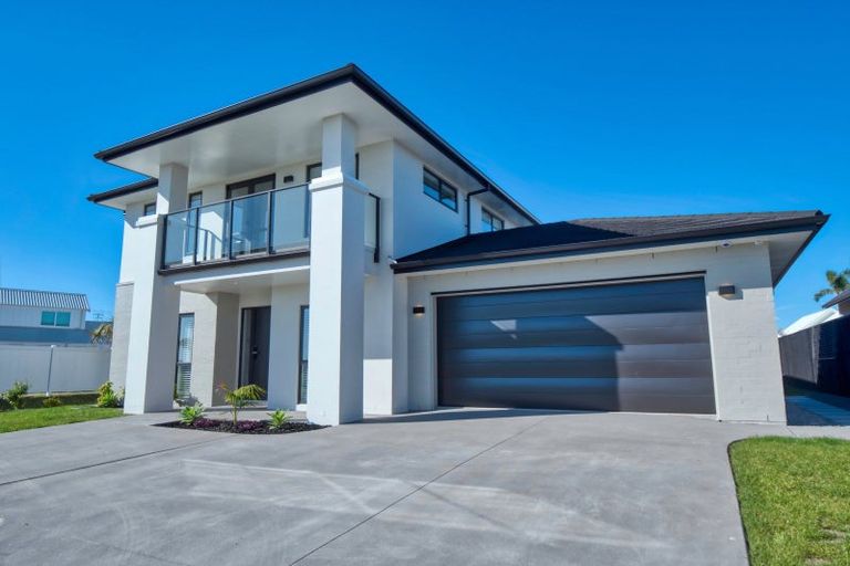 Photo of property in 20 Montiicola Drive, Papamoa Beach, Papamoa, 3118