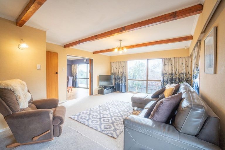 Photo of property in 3 Wharite Place, Awapuni, Palmerston North, 4412