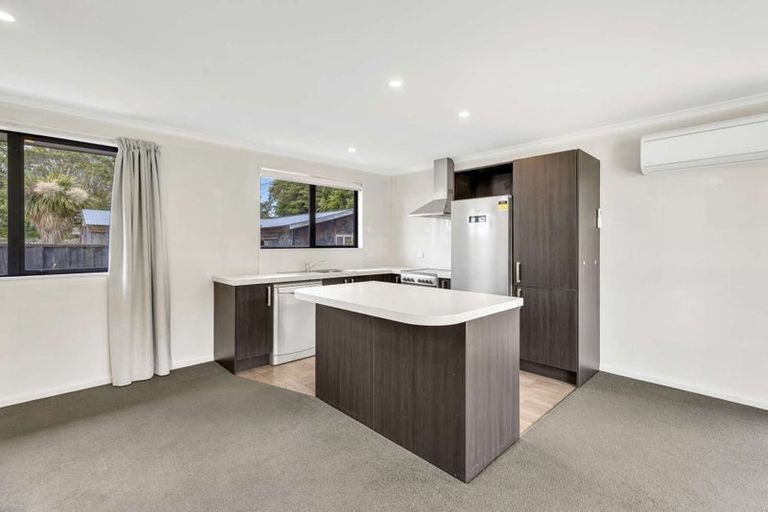 Photo of property in 28 Railway Terrace East, Glentunnel, Sheffield, 7673