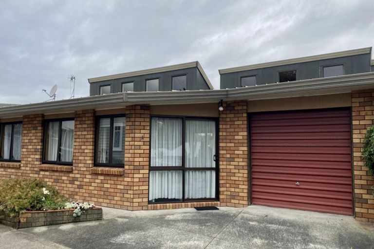 Photo of property in 1-4/7a Kent Road, Regent, Whangarei, 0112