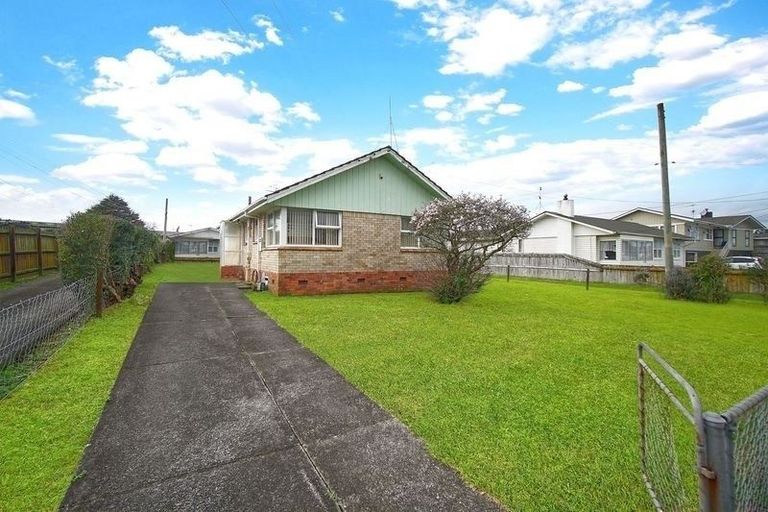 Photo of property in 34 Ferguson Street, Manurewa East, Auckland, 2102