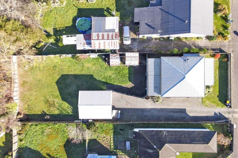 Photo of property in 44 Tennyson Street, Dannevirke, 4930