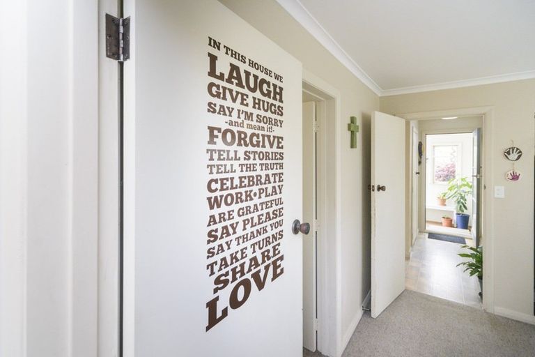 Photo of property in 26 Lincoln Street, Ashhurst, 4810