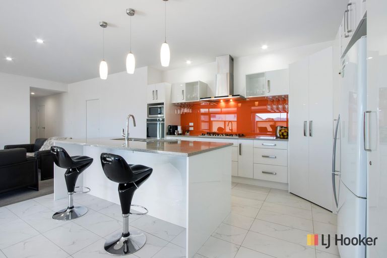 Photo of property in 48 Hanlen Avenue, Waihi Beach, 3611