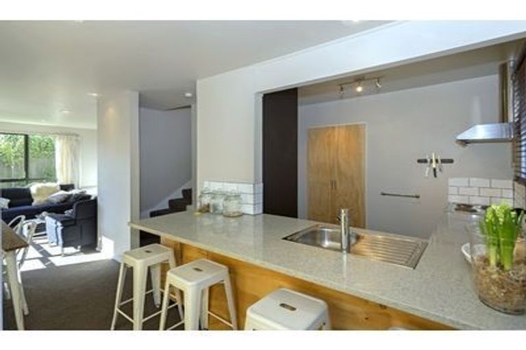 Photo of property in 3/198 Greers Road, Bryndwr, Christchurch, 8053