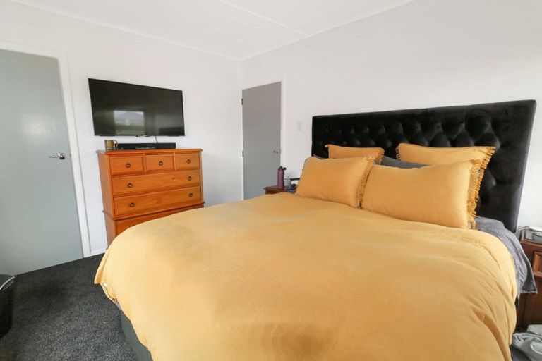 Photo of property in 24 Hudson Avenue, Ebdentown, Upper Hutt, 5018