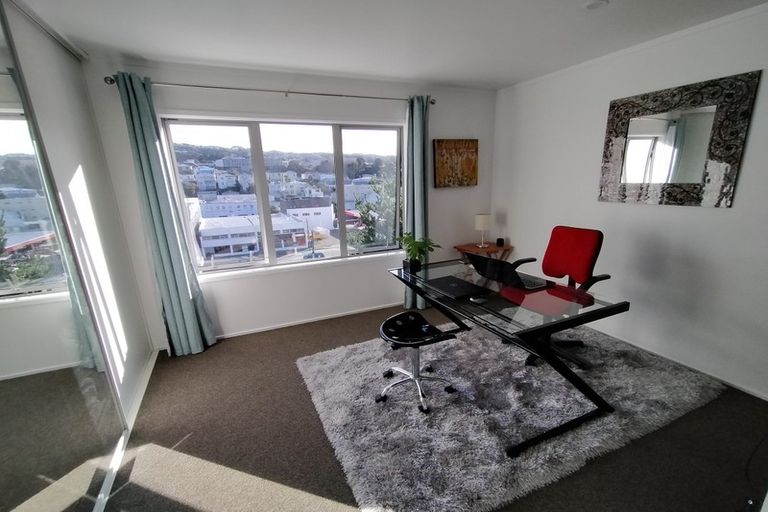 Photo of property in Grosvenor Cl, 12/6 Brown Street, Mount Cook, Wellington, 6021