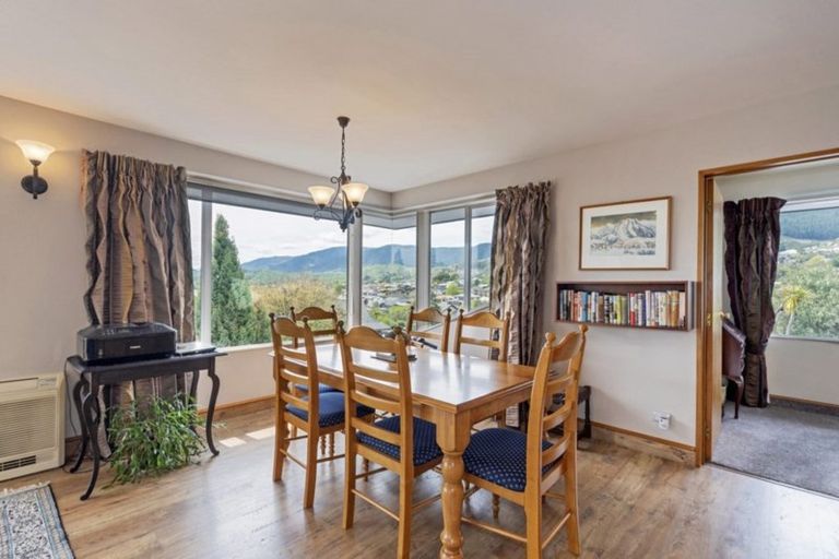 Photo of property in 4 D'urville Rise, Richmond, 7020