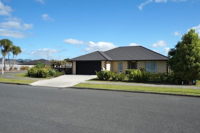 Photo of property in 52 Tamure Place, Ruakaka, 0116