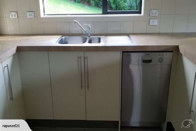 Photo of property in 4 Moston Grove, Churton Park, Wellington, 6037