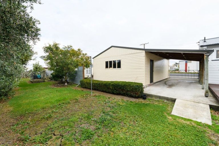 Photo of property in 25 Hunia Street, Marton, 4710