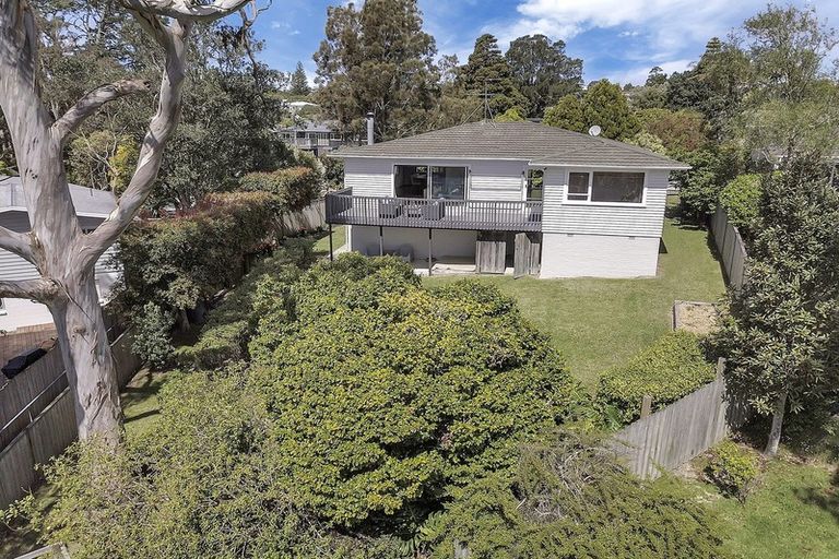 Photo of property in 21 Oruamo Place, Beach Haven, Auckland, 0626