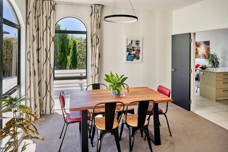 Photo of property in 17 Voyager Way, Whitby, Porirua, 5024