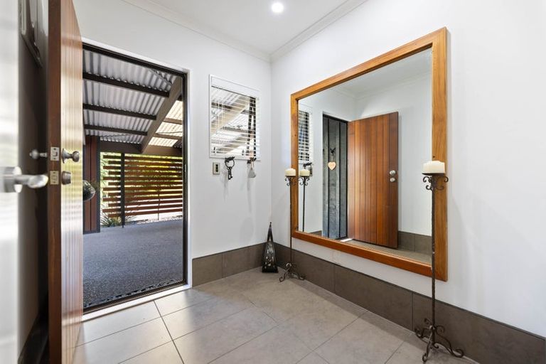 Photo of property in 29 Glen Mohr, Acacia Bay, Taupo, 3385