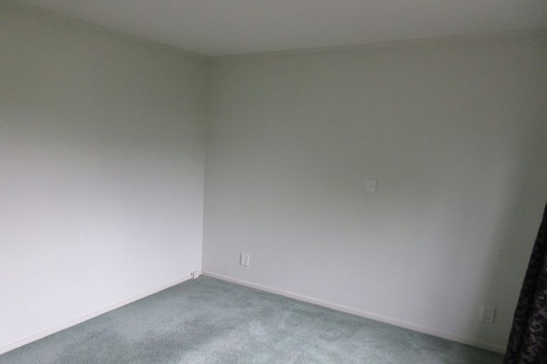 Photo of property in 2 Eatwell Avenue, Paraparaumu Beach, Paraparaumu, 5032