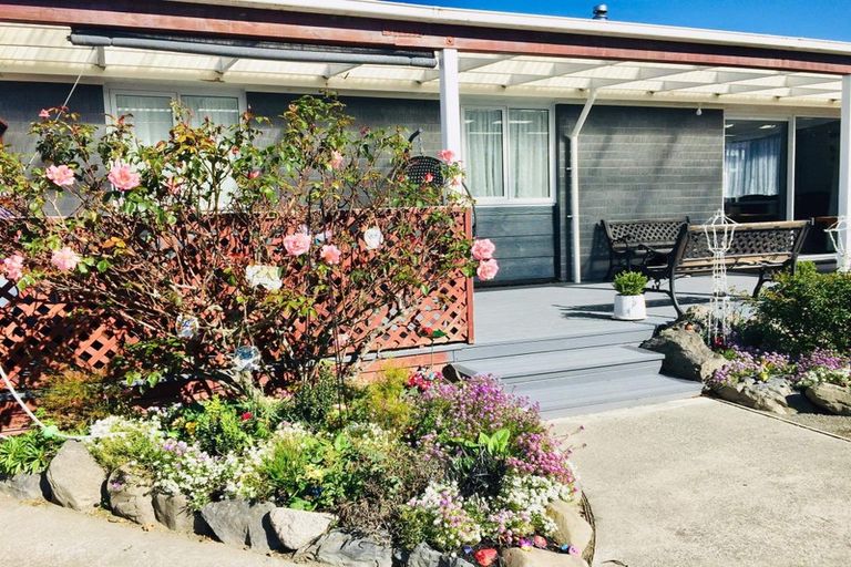 Photo of property in 62 North Terrace, Darfield, 7510