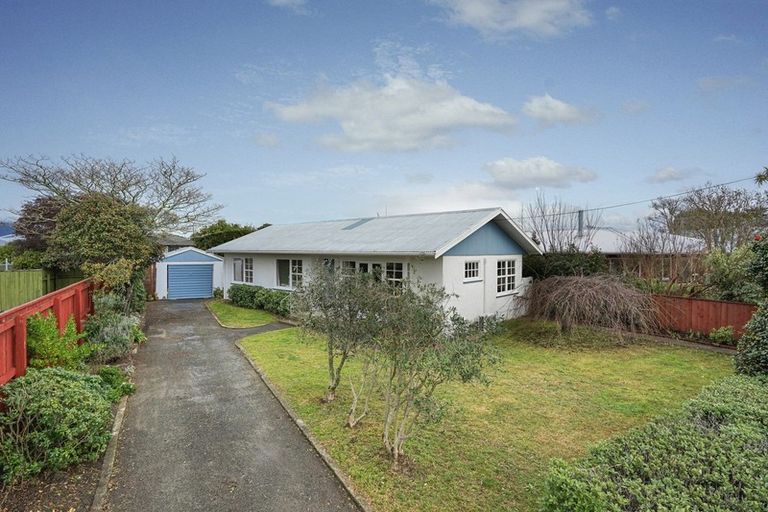 Photo of property in 129 Parkers Road, Tahunanui, Nelson, 7011
