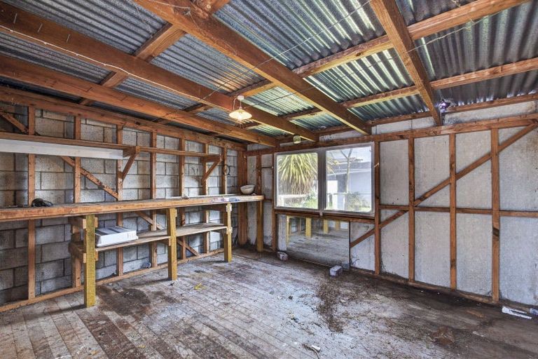 Photo of property in 20 Cameron Street, New Plymouth, 4310