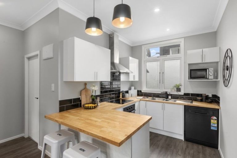 Photo of property in 1a Miro Street, Woburn, Lower Hutt, 5010