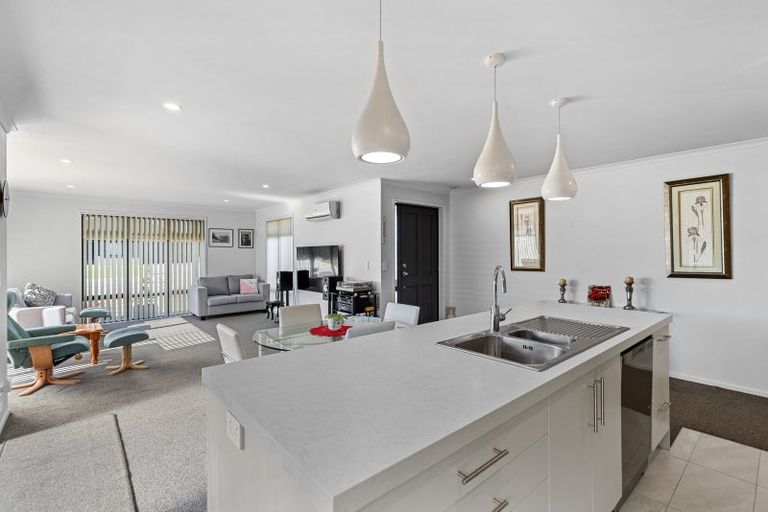 Photo of property in 13 Fernbird Avenue, Te Kauwhata, 3710