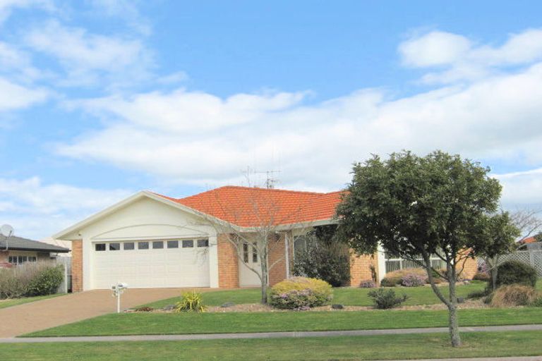 Photo of property in 27 Montego Drive, Papamoa Beach, Papamoa, 3118