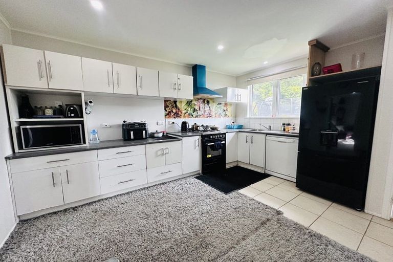 Photo of property in 27 Harper Street, Papakura, 2110